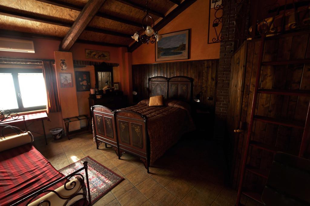 B&B Edera Castagnole Piemonte Exterior photo